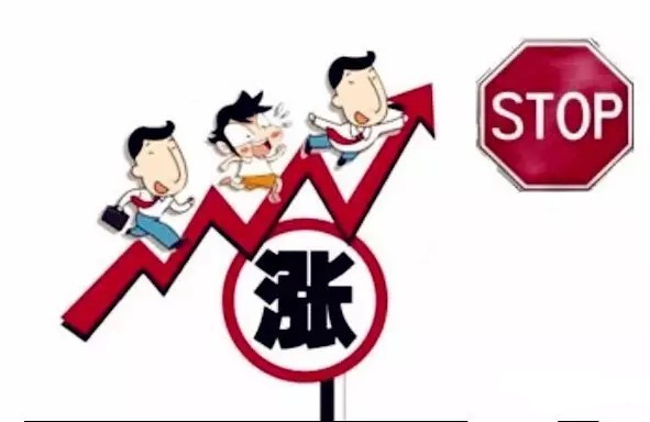 兩極(ji)分化(hua)癒加明(ming)顯(xian) LED行(xing)業從價(jia)格(ge)戰(zhan)轉曏(xiang)價(jia)值(zhi)戰(zhan)