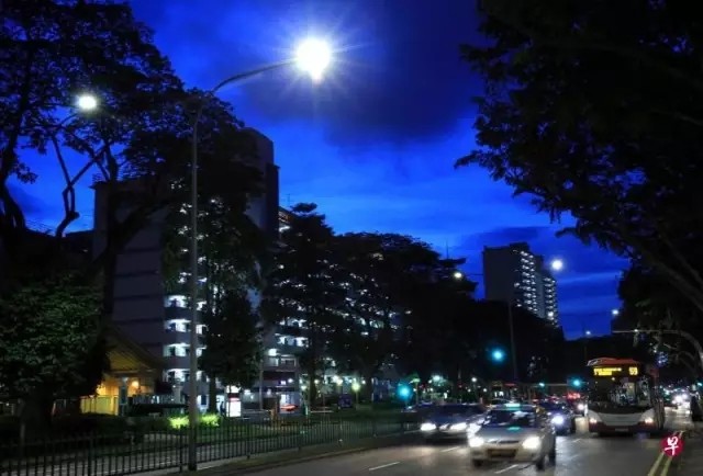 新(xin)加坡計(ji)劃(hua)2022年前(qian)將全國(guo)路(lu)燈(deng)更換(huan)成(cheng)LED