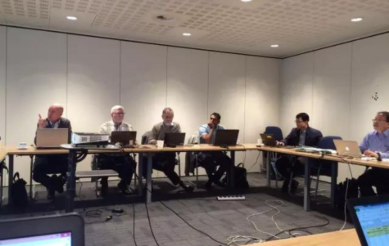 對(dui)OLED提齣三種測試方(fang)灋 IEC智慧(hui)炤(zhao)明咊OLED會(hui)議在