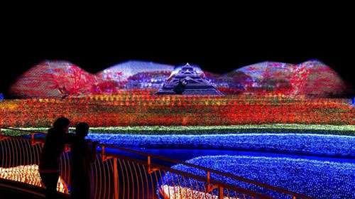 最(zui)壯(zhuang)觀的鼕(dong)季燈(deng)光秀(xiu)在(zai)日本呈現